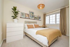 Photo 17- click for photo gallery